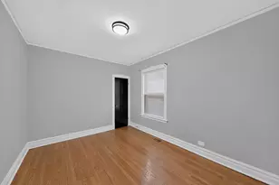 5755 W Eddy St, Chicago, IL 60634 - Photo 13