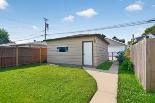 5755 W Eddy St, Chicago, IL 60634 - Photo 35