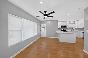 5755 W Eddy St, Chicago, IL 60634 - Photo 17