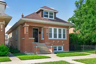 5755 W Eddy St, Chicago, IL 60634 - Photo 3
