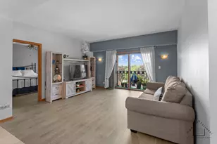 7410 W Lawrence Ave, Harwood Heights, IL 60706 - Photo 7