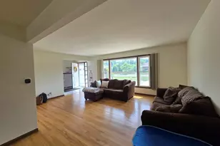 7014 Wilcox Ave, Darien, IL 60561 - Photo 11