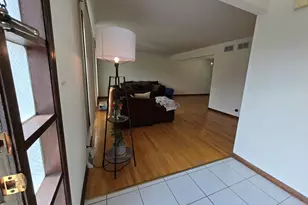 7014 Wilcox Ave, Darien, IL 60561 - Photo 7