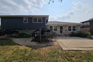 7014 Wilcox Ave, Darien, IL 60561 - Photo 35