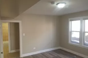 331 W 76th St, Chicago, IL 60620 - Photo 9