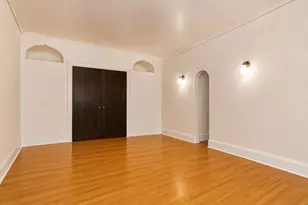 3041 W George St, Chicago, IL 60618 - Photo 3
