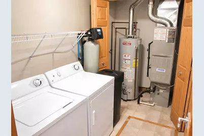 503 W Randolph Street #B, Heyworth, IL 61745 - Photo 15