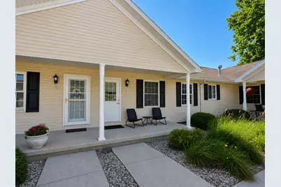 503 W Randolph Street #B, Heyworth, IL 61745 - Photo 1