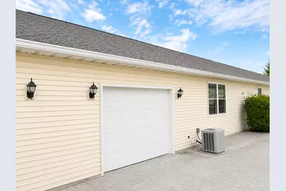 503 W Randolph Street #B, Heyworth, IL 61745 - Photo 17