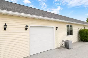503 W Randolph St, Heyworth, IL 61745 - Photo 17