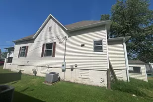 107 W Lincoln St, Harrisburg, IL 62946 - Photo 7