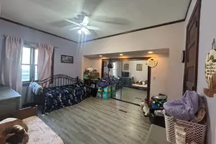 107 W Lincoln St, Harrisburg, IL 62946 - Photo 17