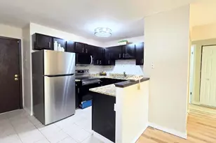 160 Dunteman Dr, Glendale Heights, IL 60139 - Photo 15
