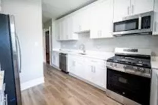 6360 S Greenwood Ave, Chicago, IL 60637 - Photo 15