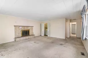 2206 Hawk Ln, Rolling Meadows, IL 60008 - Photo 11