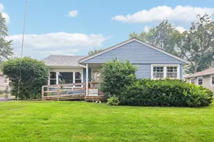 2206 Hawk Ln, Rolling Meadows, IL 60008 - Photo 1