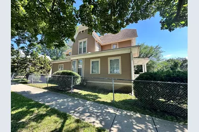 419-421 N Spring Street, Elgin, IL 60120 - Photo 5