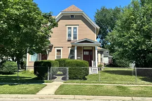 419-421 N Spring St, Elgin, IL 60120 - Photo 3