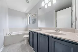 287 Lilac Dr, Romeoville, IL 60446 - Photo 17