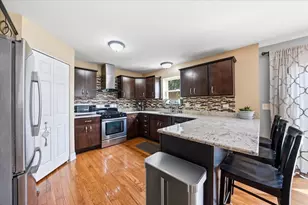 287 Lilac Dr, Romeoville, IL 60446 - Photo 5