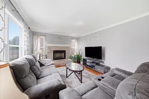 287 Lilac Dr, Romeoville, IL 60446 - Photo 9