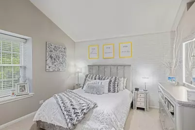 282 Lorraine Circle, Bloomingdale, IL 60108 - Photo 11