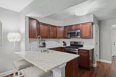 282 Lorraine Circle, Bloomingdale, IL 60108 - Photo 5