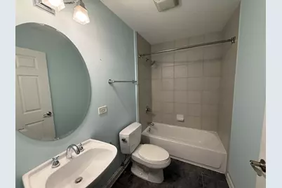 2035 S Indiana Avenue #210, Chicago, IL 60616 - Photo 11