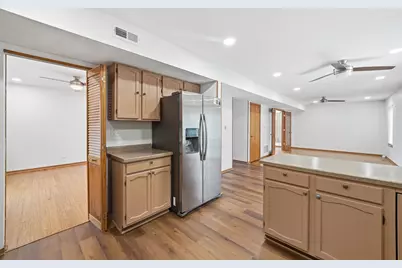 [Address not provided], Hanover Park, IL 60133 - Photo 11