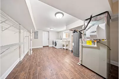 5337 W Barry Avenue, Chicago, IL 60641 - Photo 31