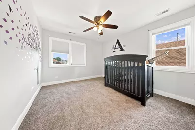 5337 W Barry Avenue, Chicago, IL 60641 - Photo 21