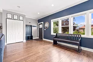 5337 W Barry Ave, Chicago, IL 60641 - Photo 3