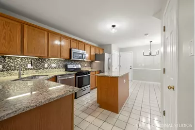 42 Egg Harbour Court #42, Schaumburg, IL 60173 - Photo 5
