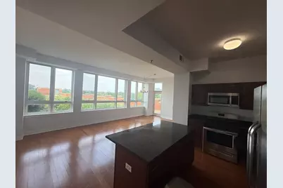 6000 N Cicero Avenue #302, Chicago, IL 60646 - Photo 3
