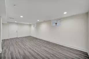 9722 S Ellis Ave, Chicago, IL 60628 - Photo 17