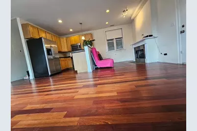 2113 W Gladys Avenue #2S, Chicago, IL 60612 - Photo 9