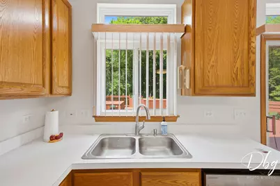 566 W Wildspring Road, Round Lake, IL 60073 - Photo 23
