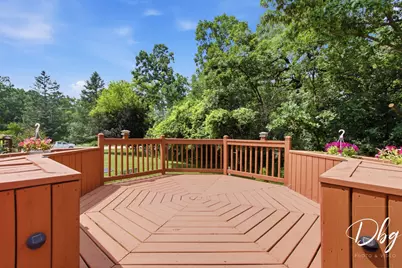 566 W Wildspring Road, Round Lake, IL 60073 - Photo 7
