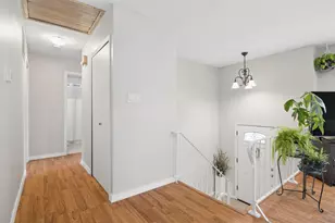 5700 Victoria Dr, Oak Forest, IL 60452 - Photo 5