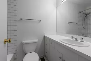 1441 N Cleveland Ave, Chicago, IL 60610 - Photo 15