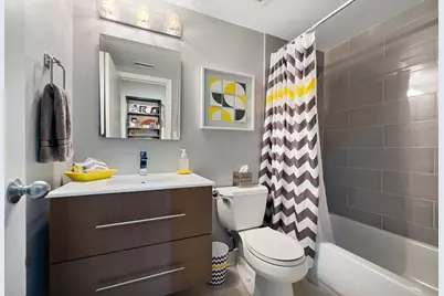 411 W Ontario Street #606, Chicago, IL 60654 - Photo 19