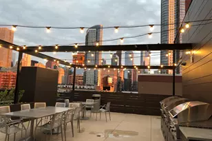 411 W Ontario St, Chicago, IL 60654 - Photo 25