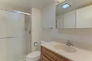 465 W Dominion Dr, Wood Dale, IL 60191 - Photo 21
