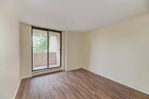 465 W Dominion Dr, Wood Dale, IL 60191 - Photo 19