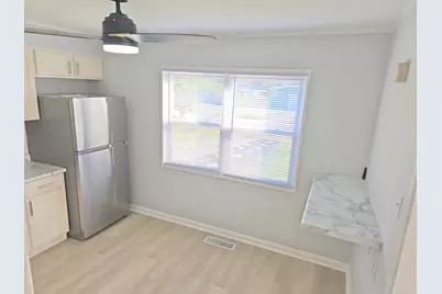 138 Algonquin Street, Park Forest, IL 60466 - Photo 7