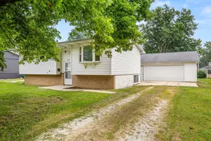 1803 Wright St, Streator, IL 61364 - Photo 3