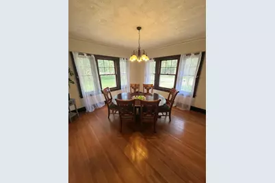 186 N Du Bois Avenue, Elgin, IL 60123 - Photo 9