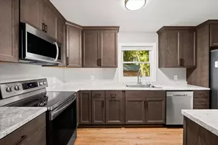 2106 Eastwood Ave, Streator, IL 61364 - Photo 13