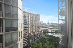 653 N Kingsbury St, Chicago, IL 60654 - Photo 25