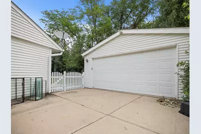 1603 Roder Court, Streamwood, IL 60107 - Photo 23